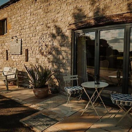 Villa The Cow Shed Tideswell Exterior foto