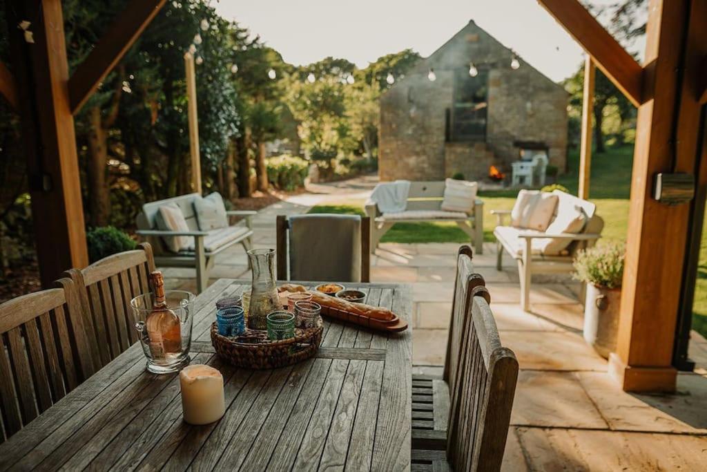 Villa The Cow Shed Tideswell Exterior foto